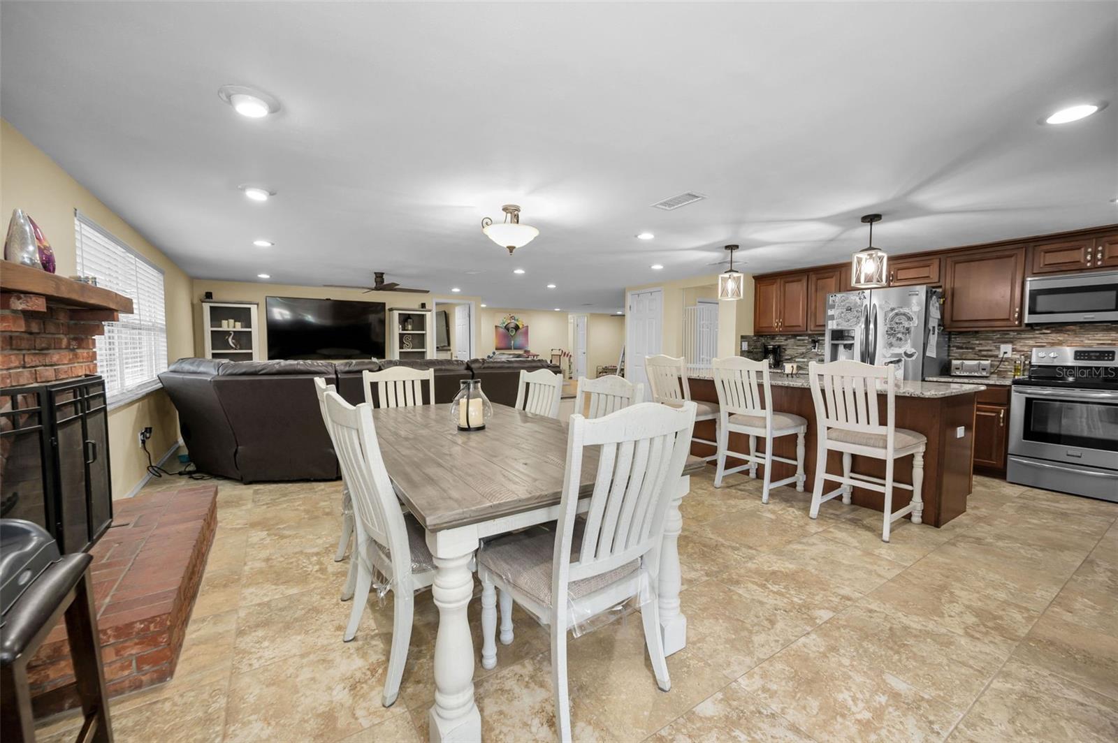Image 11 of 66 For 9351 Delray Drive
