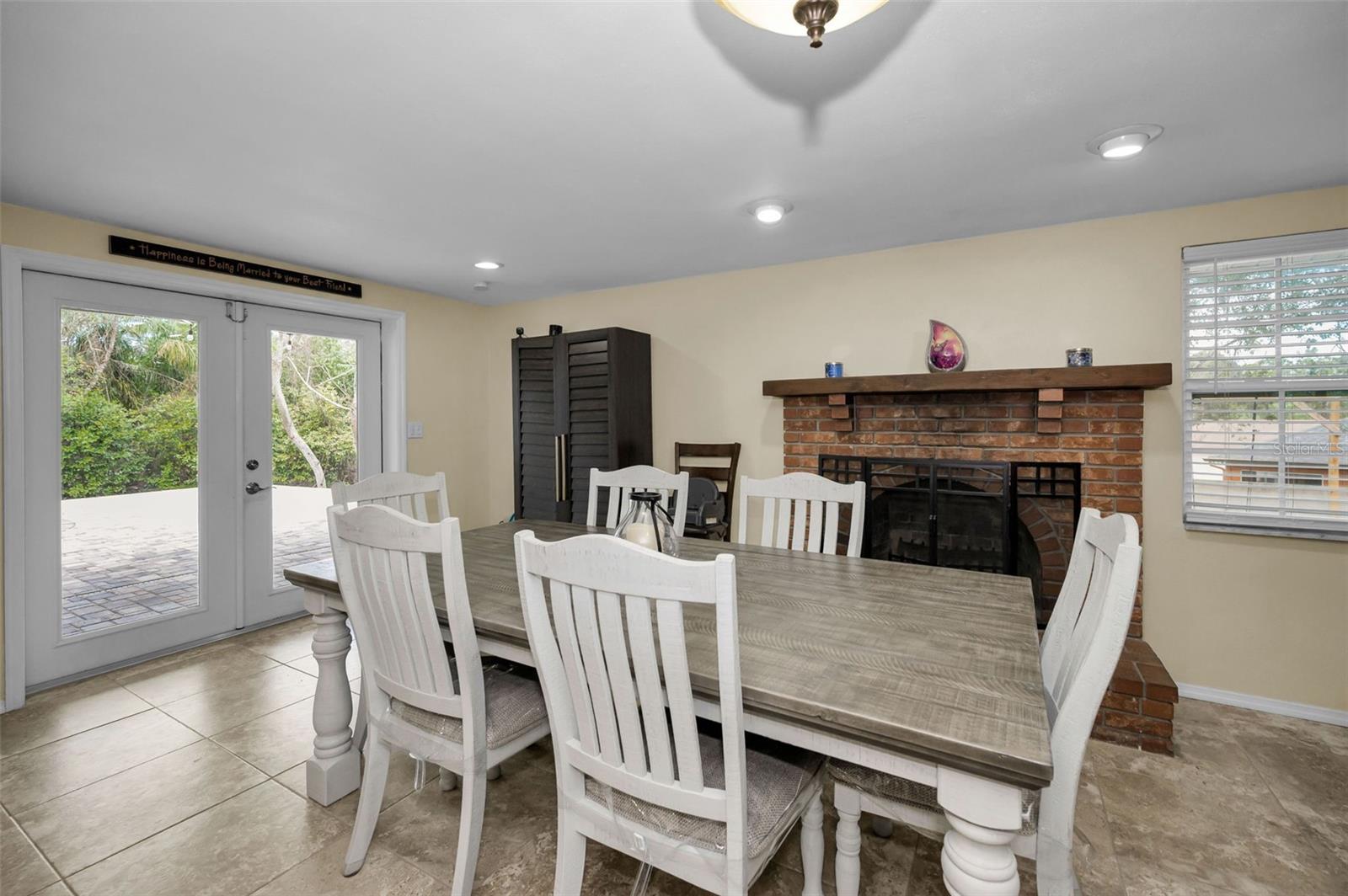 Image 13 of 66 For 9351 Delray Drive