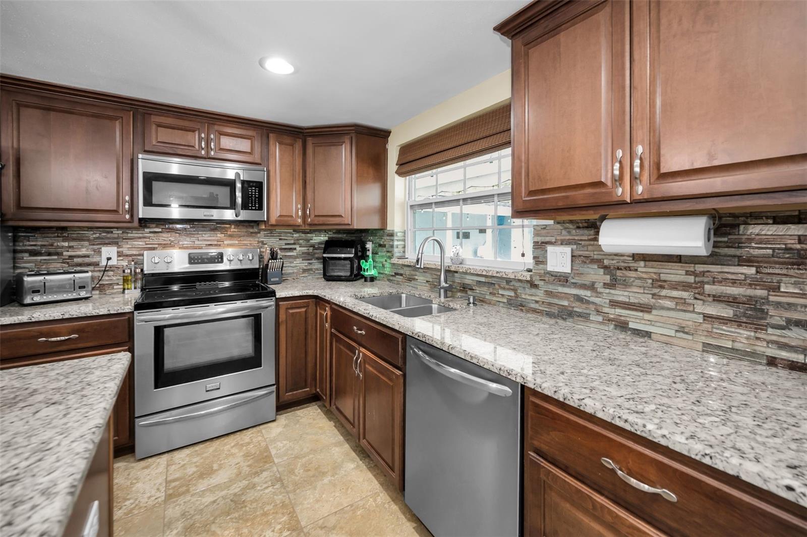 Image 6 of 66 For 9351 Delray Drive