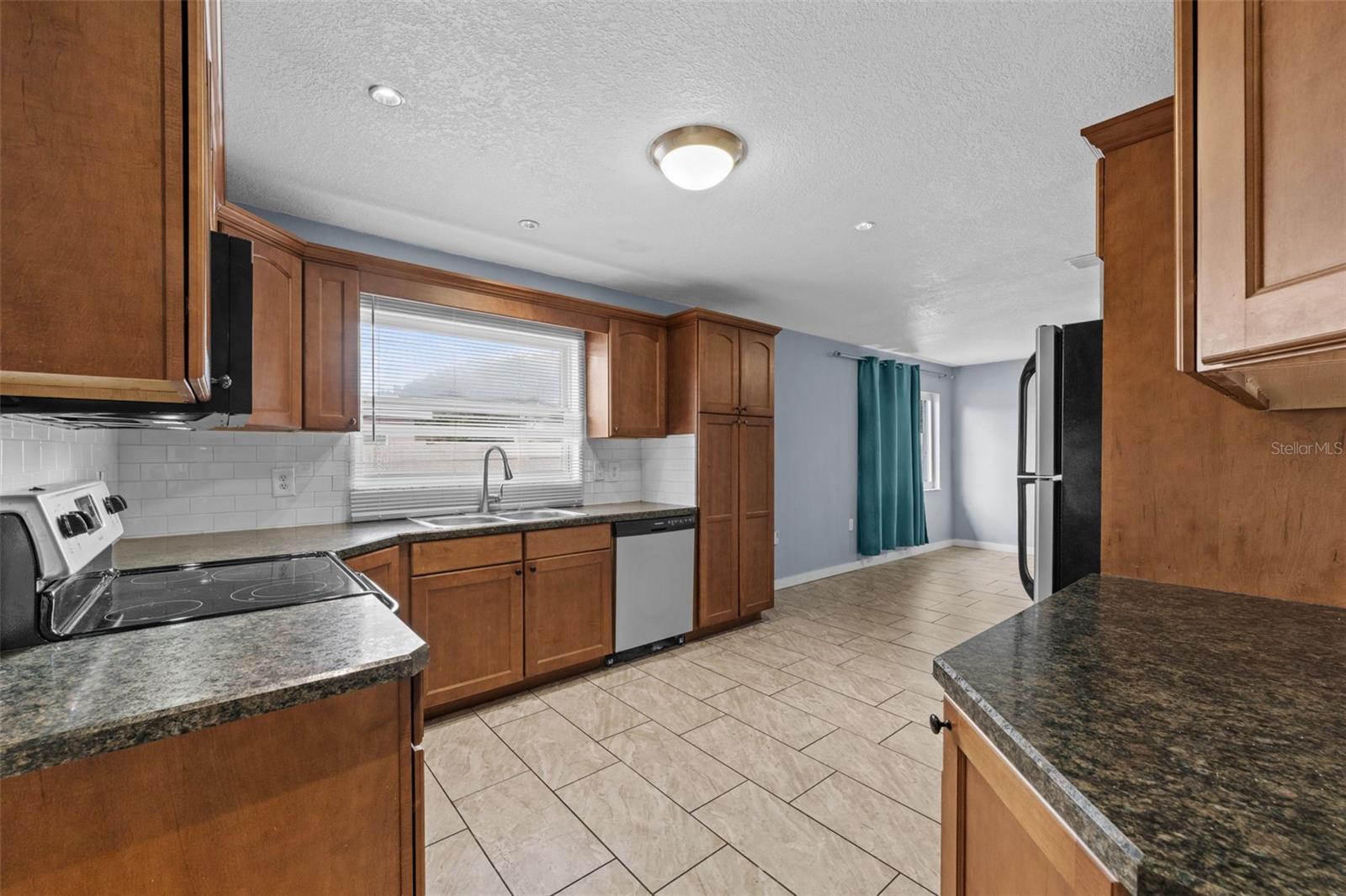 Image 14 of 32 For 8615 Newton Drive