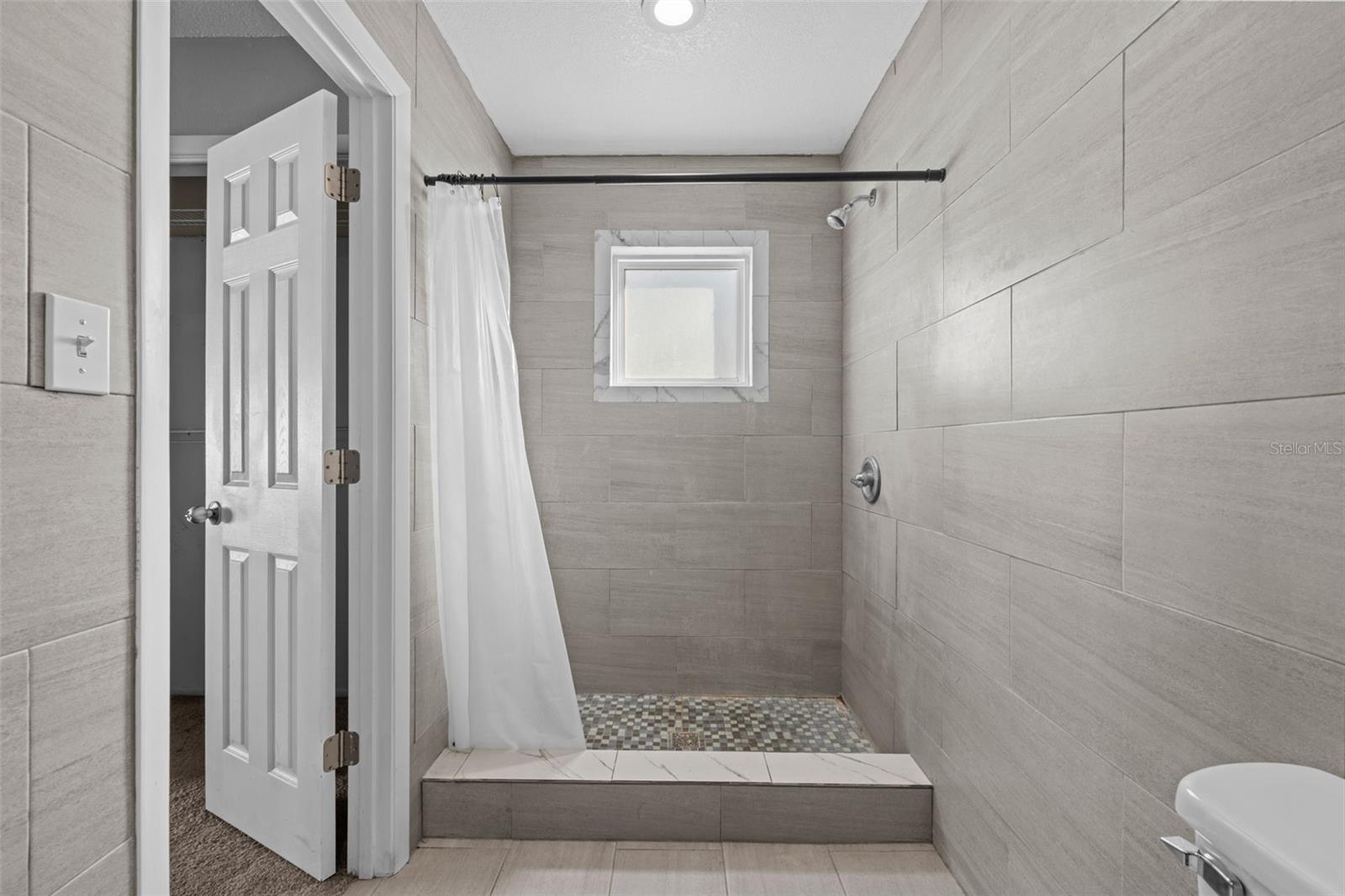 Image 20 of 32 For 8615 Newton Drive