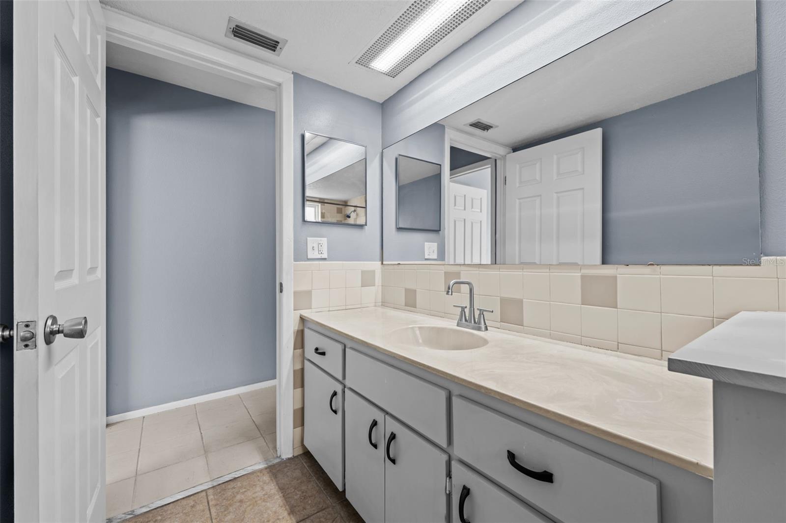 Image 22 of 32 For 8615 Newton Drive