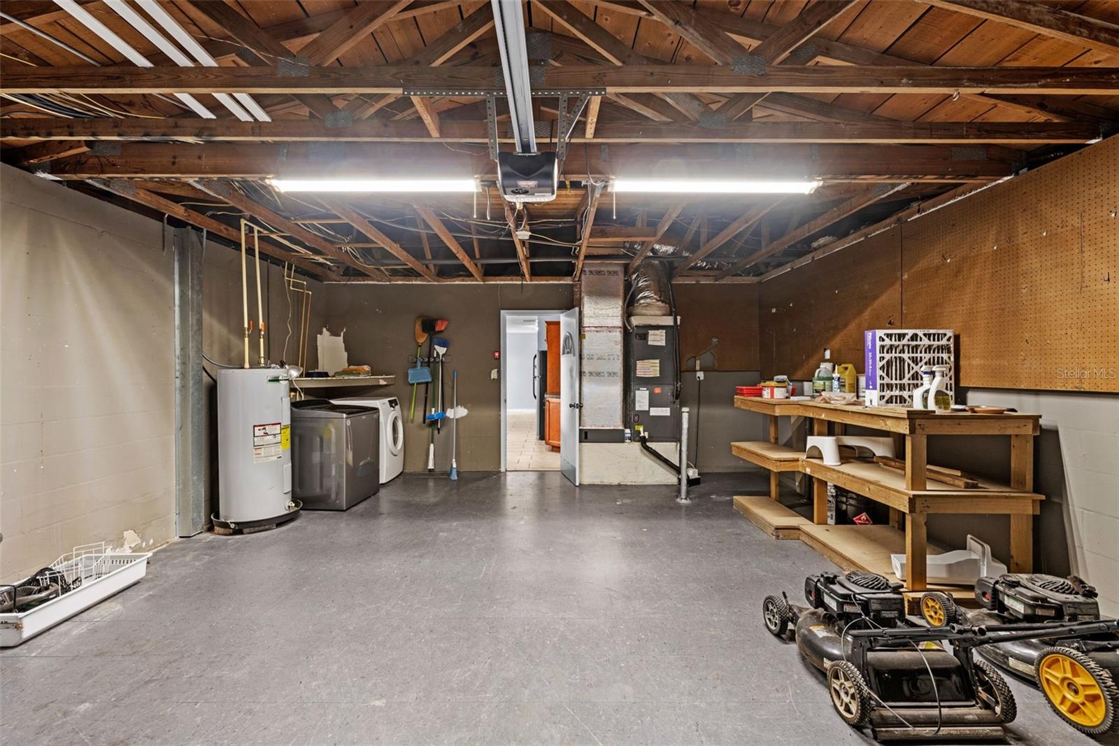 Image 26 of 32 For 8615 Newton Drive