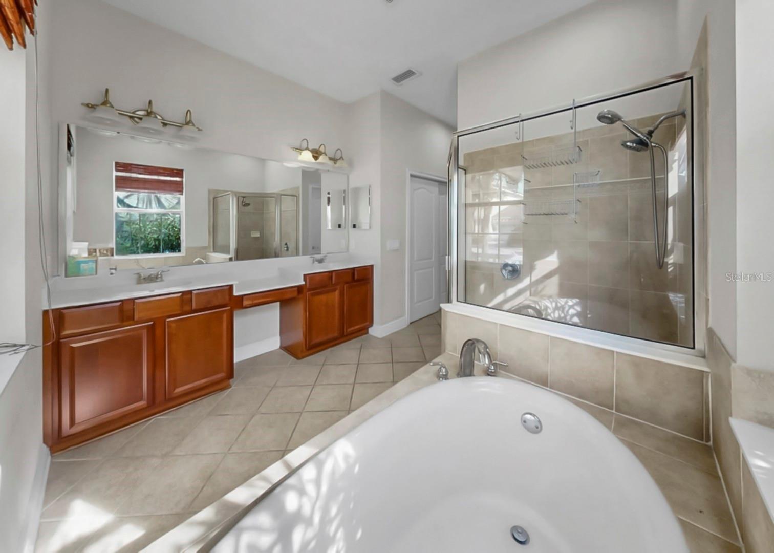 Image 18 of 56 For 5709 Sea Turtle Place