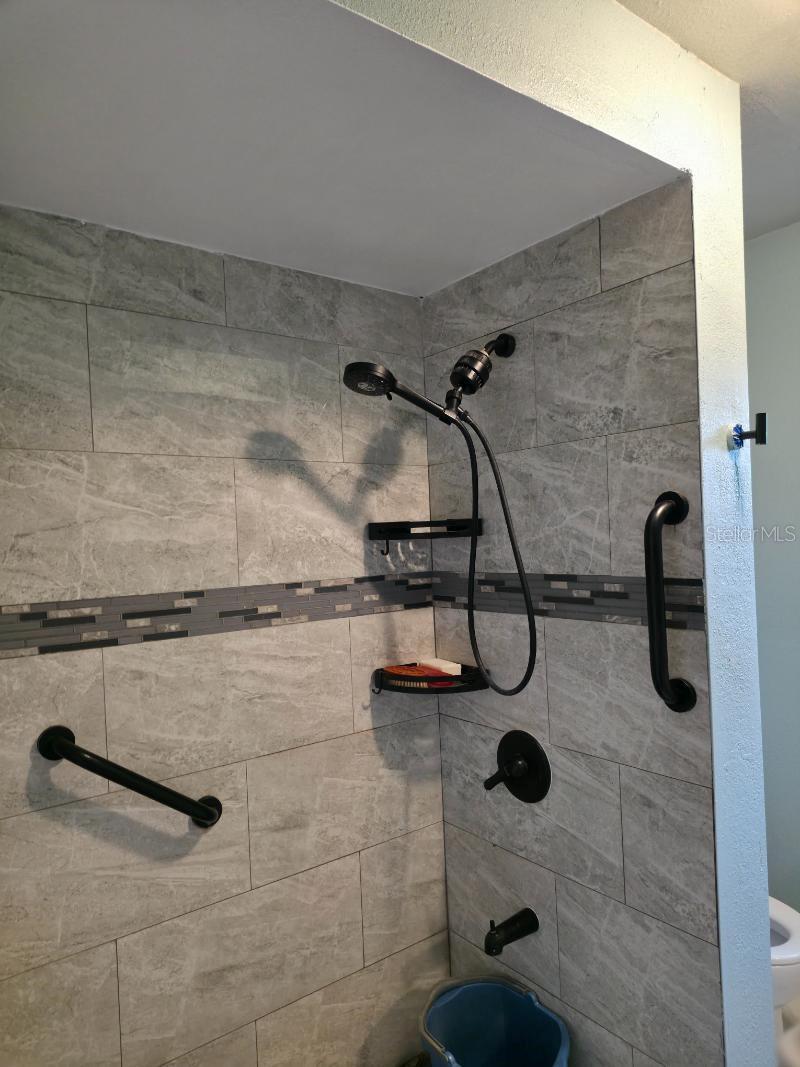 Image 22 of 35 For 2111 Keene Road