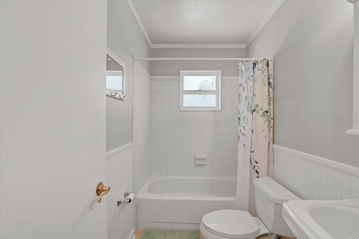 Image 25 of 43 For 6490 Cedarbrook Drive S