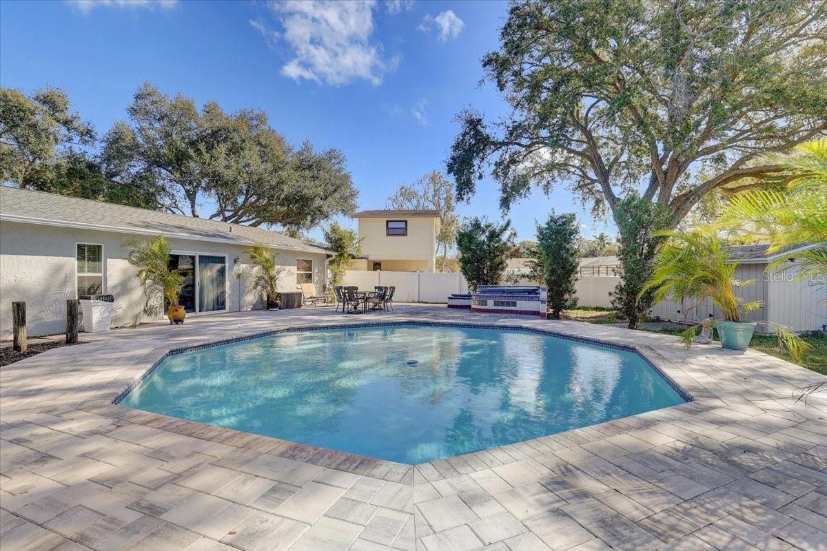 Image 30 of 43 For 6490 Cedarbrook Drive S