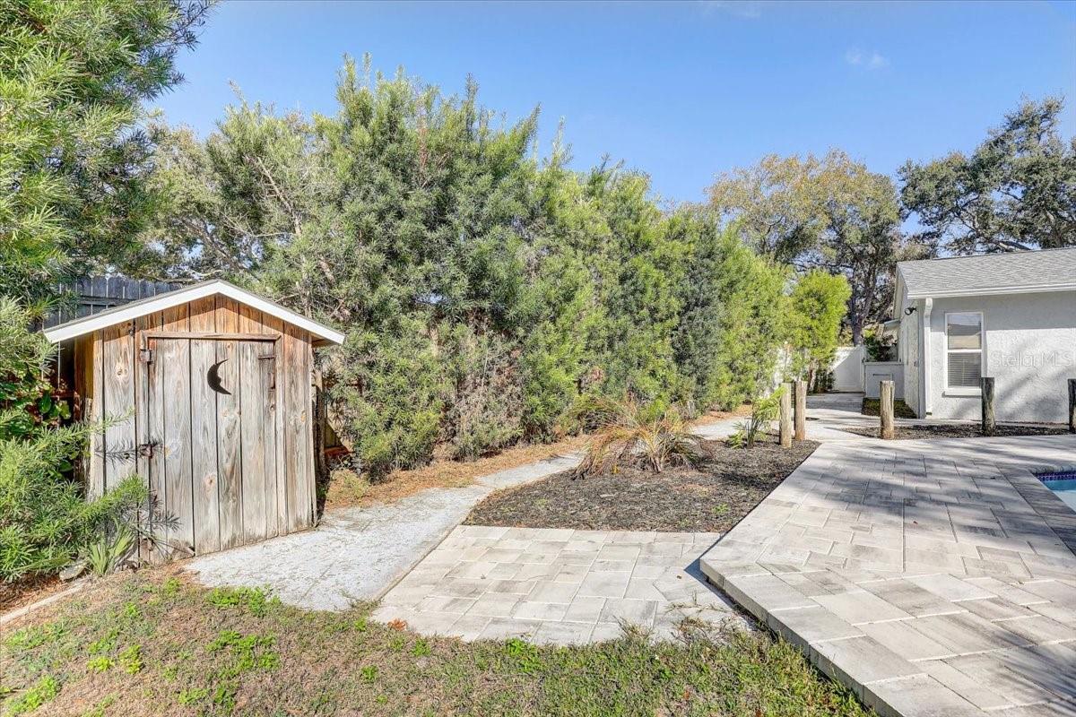 Image 34 of 43 For 6490 Cedarbrook Drive S