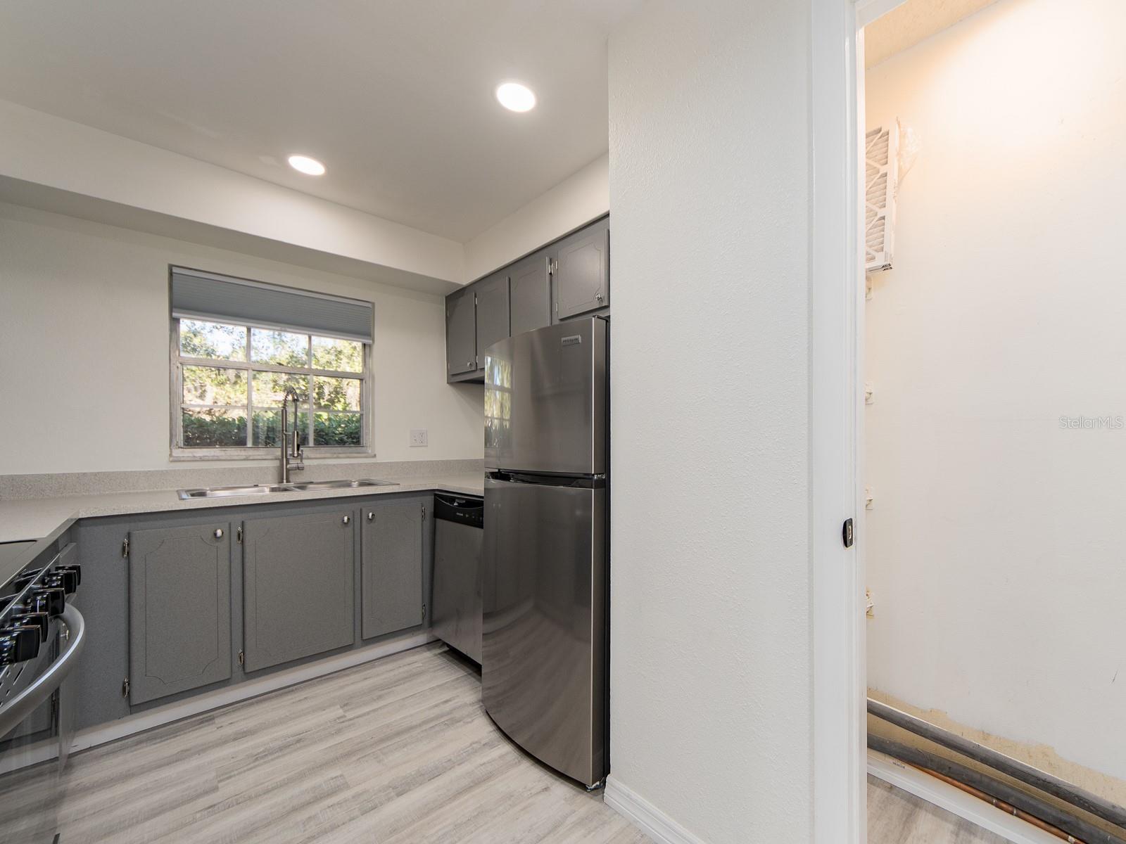 Image 15 of 34 For 310 Bayshore Boulevard 103