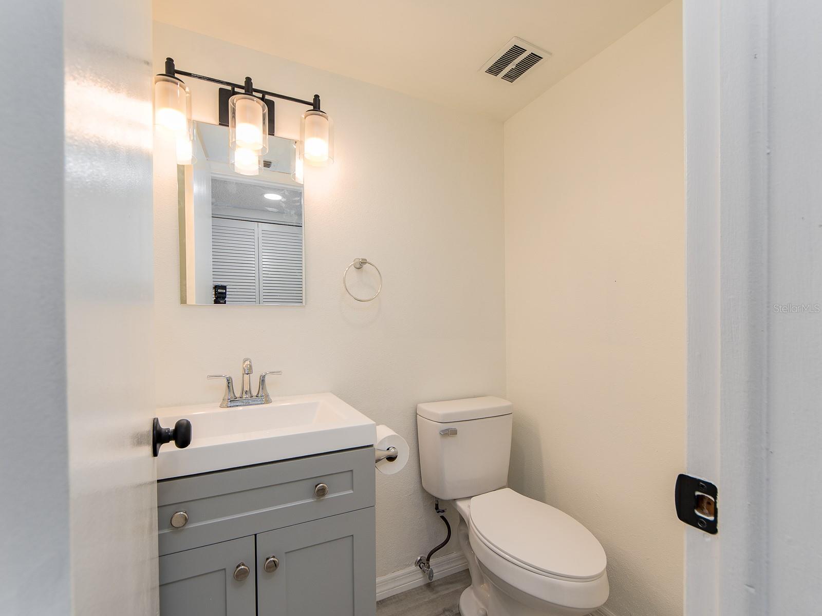 Image 18 of 34 For 310 Bayshore Boulevard 103