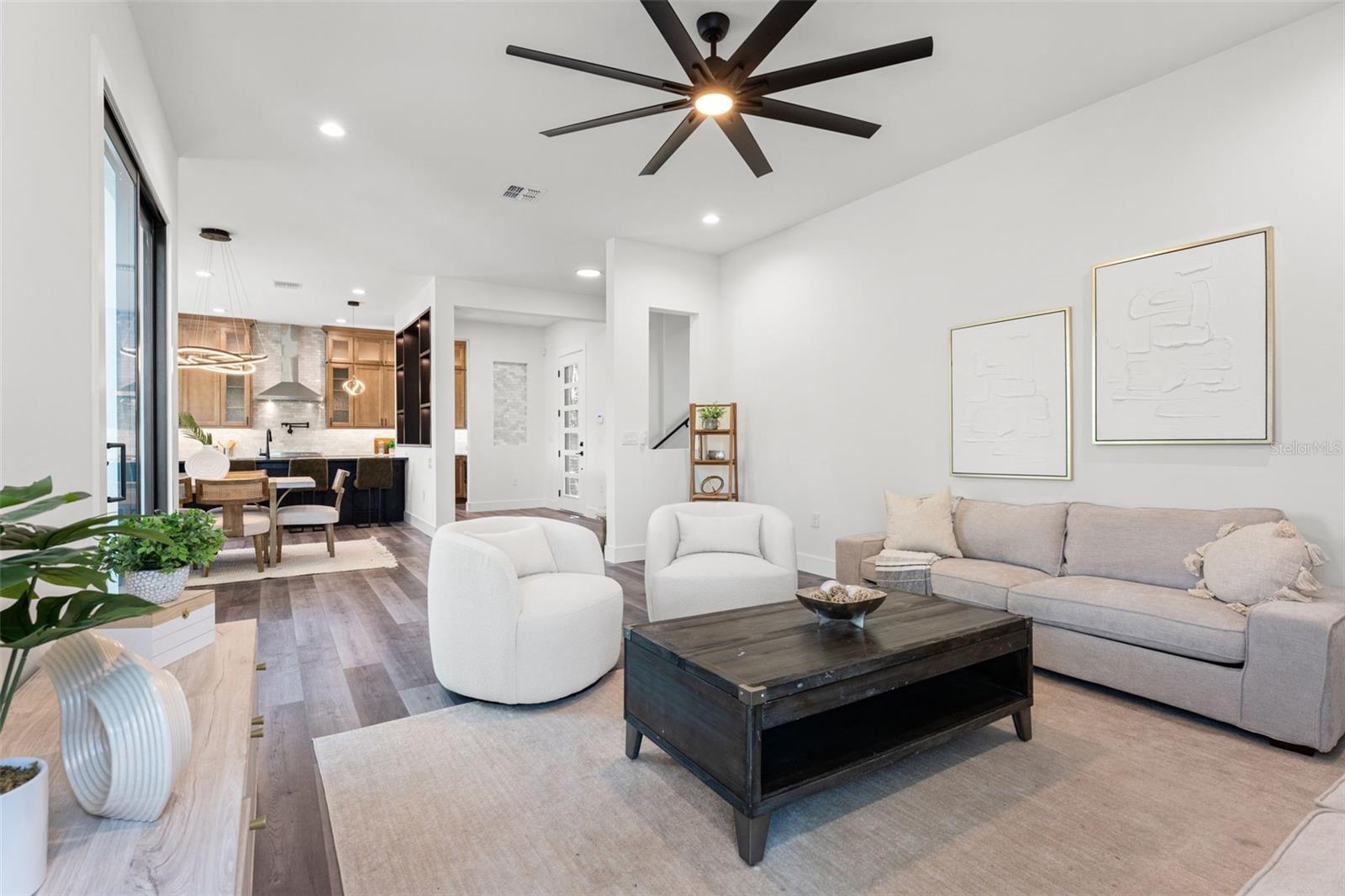 Image 18 of 74 For 321 Hanlon Street