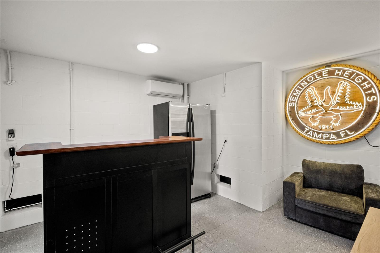 Image 66 of 74 For 321 Hanlon Street