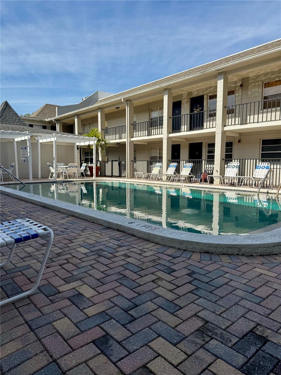 Image 5 of 18 For 5221 Bayshore Boulevard 19