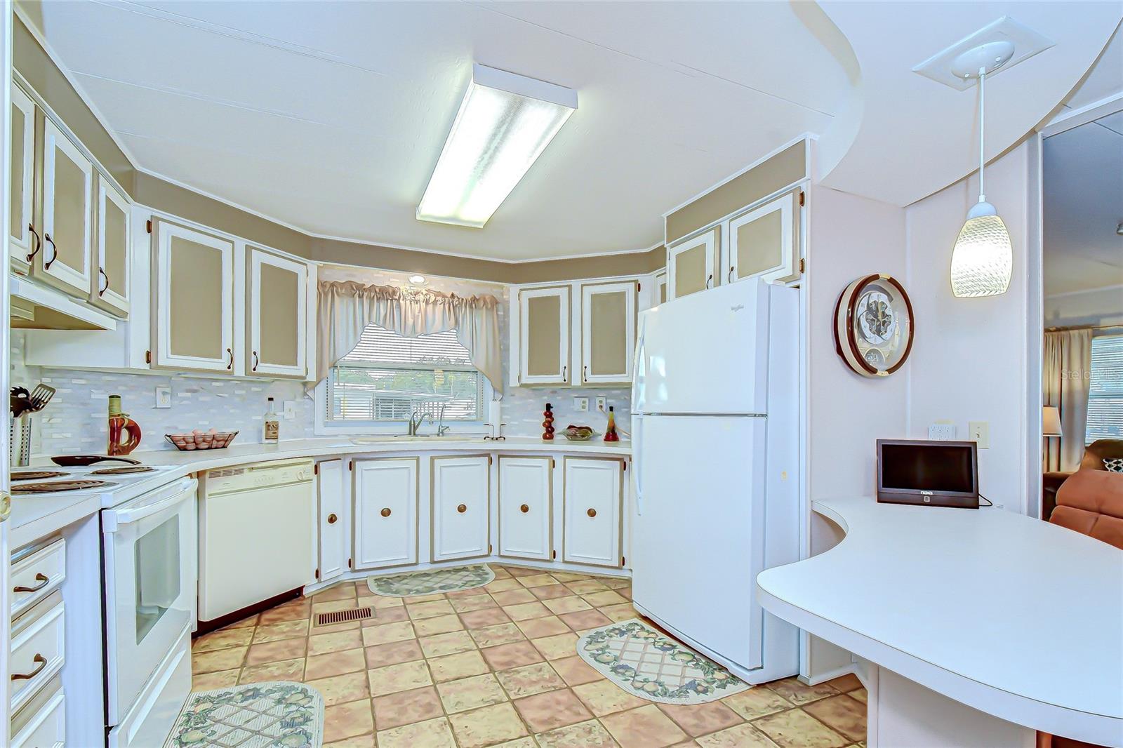 Image 14 of 42 For 34915 Adam Avenue