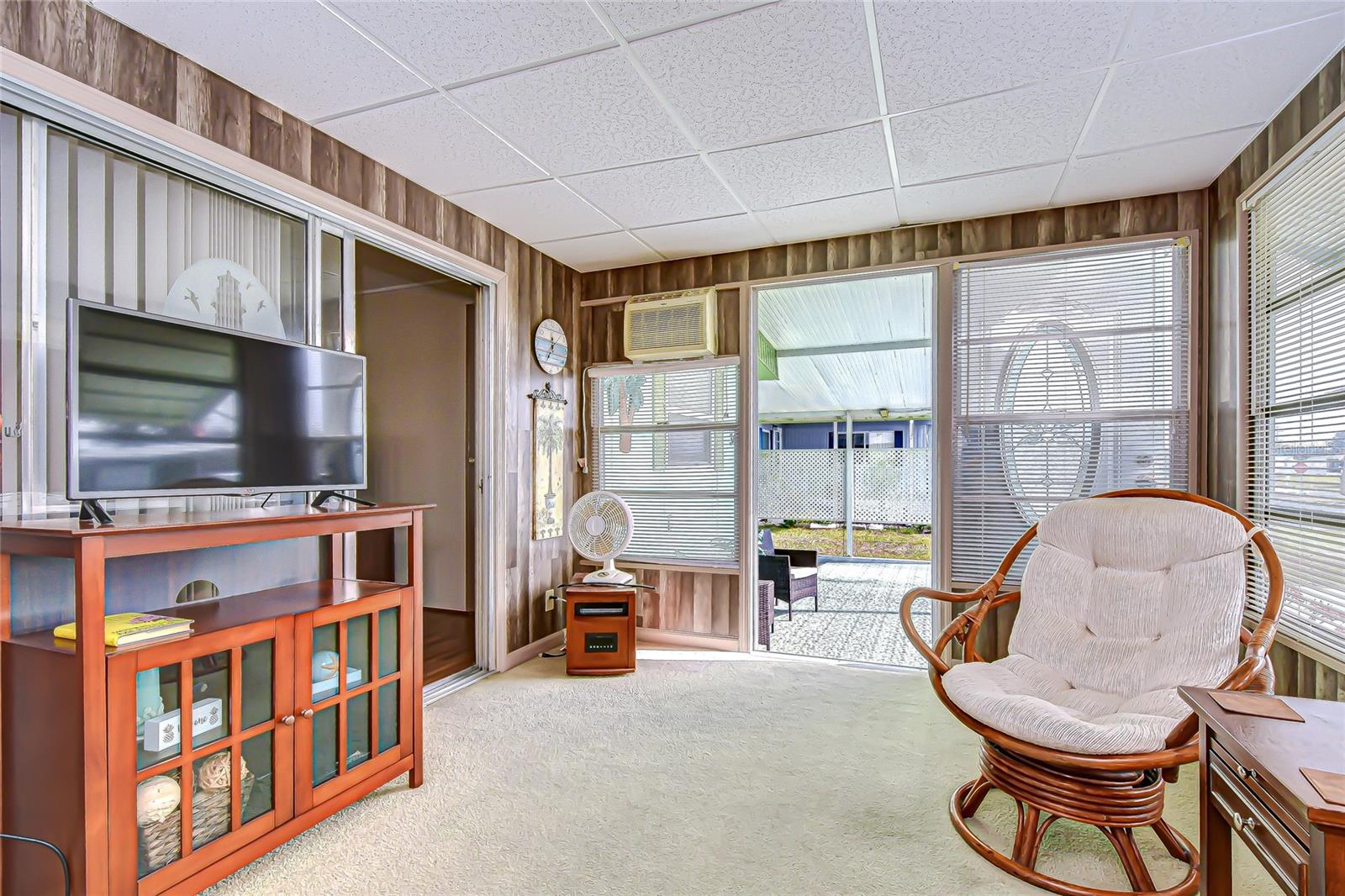 Image 5 of 42 For 34915 Adam Avenue