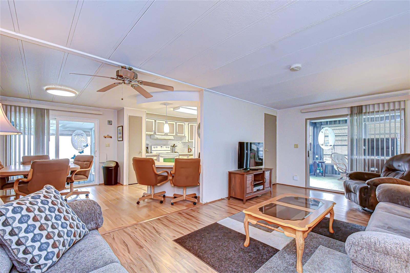 Image 9 of 42 For 34915 Adam Avenue