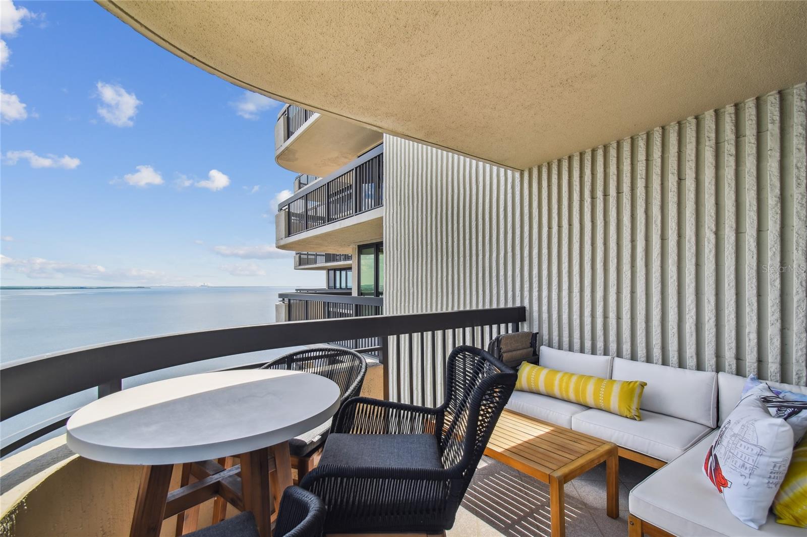 Image 20 of 43 For 2413 Bayshore Boulevard 2001