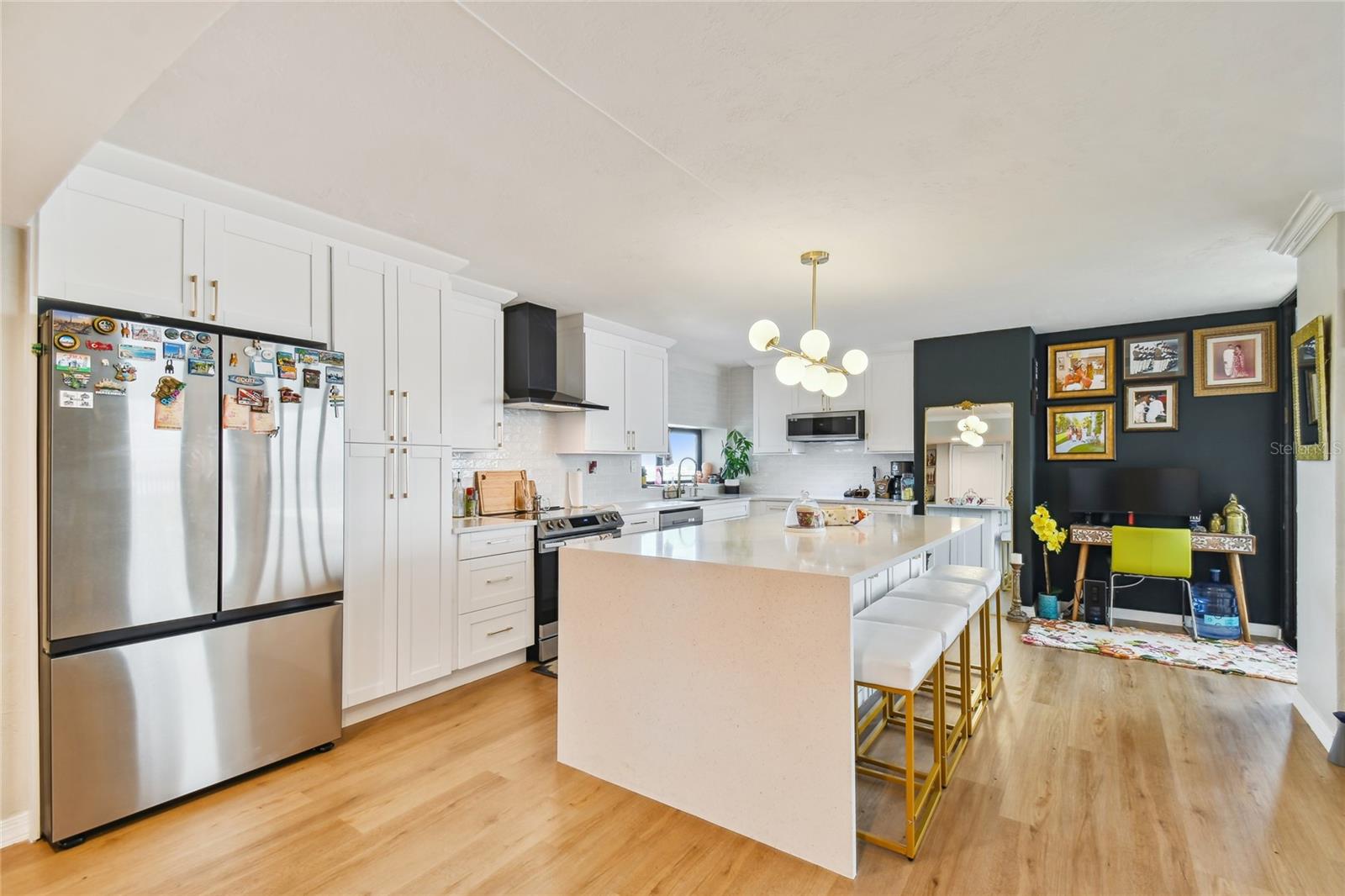 Image 22 of 43 For 2413 Bayshore Boulevard 2001