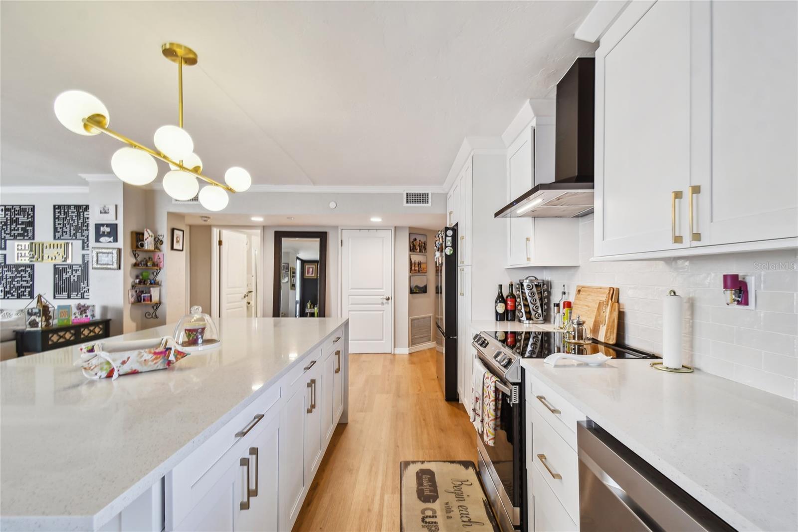 Image 30 of 43 For 2413 Bayshore Boulevard 2001