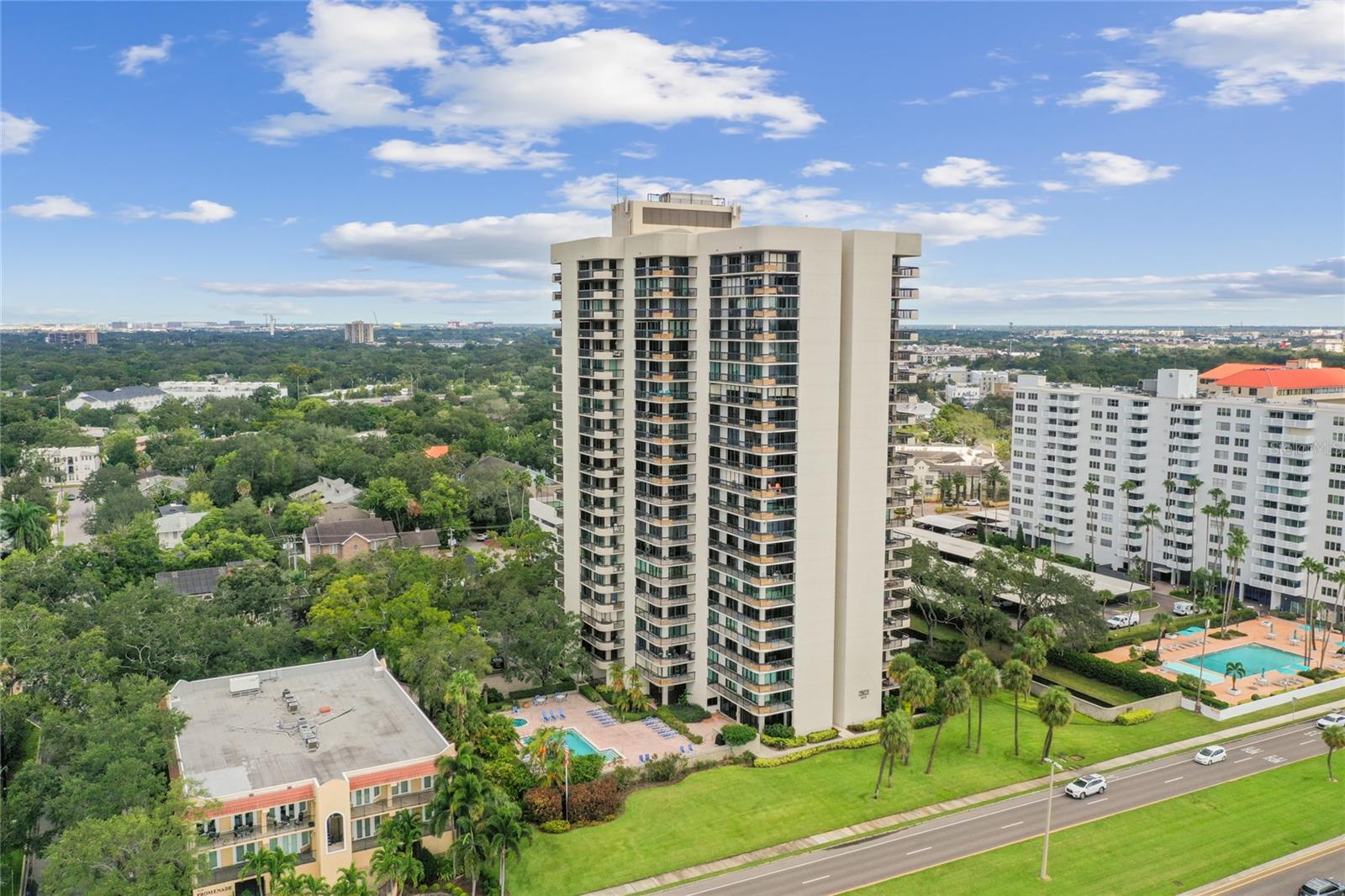 Image 31 of 43 For 2413 Bayshore Boulevard 2001