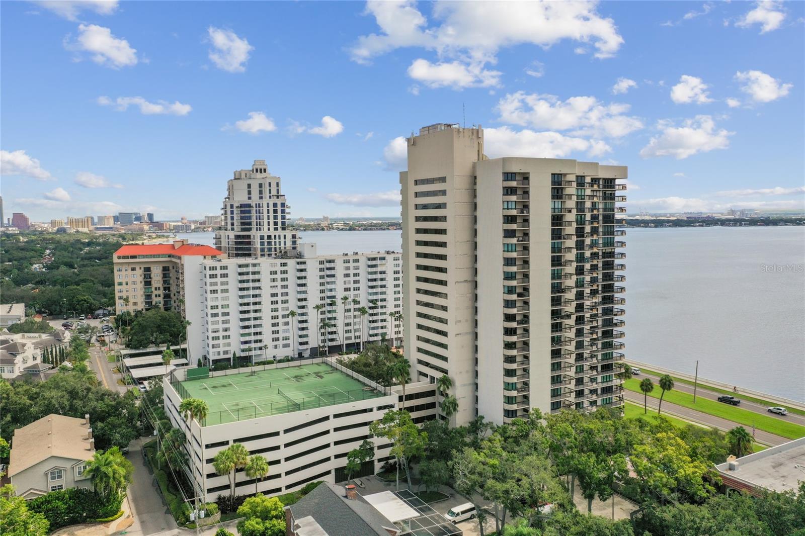 Image 33 of 43 For 2413 Bayshore Boulevard 2001