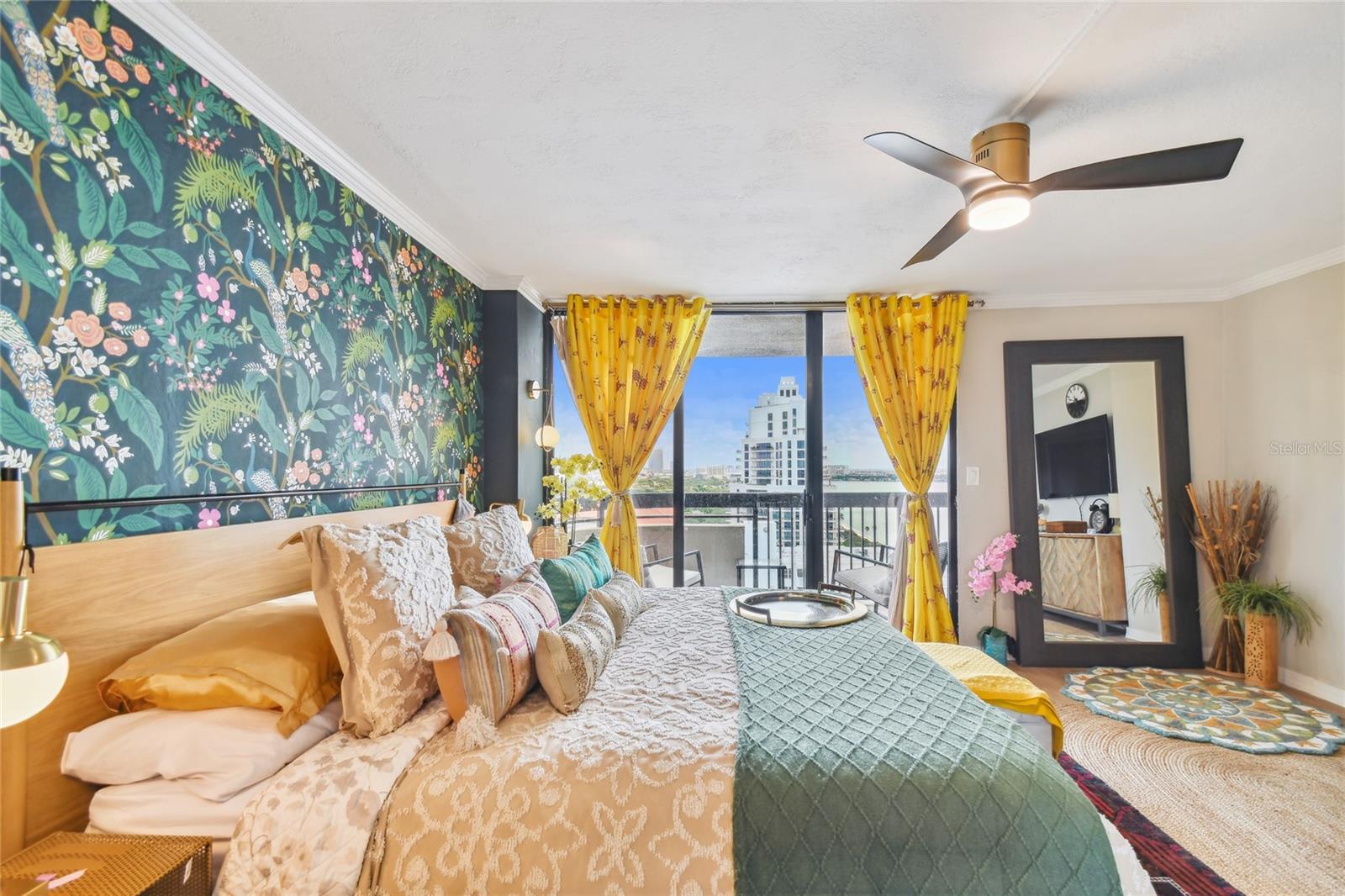 Image 6 of 43 For 2413 Bayshore Boulevard 2001