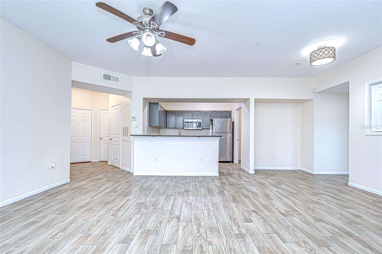 Image 6 of 27 For 5125 Palm Springs Boulevard 3104