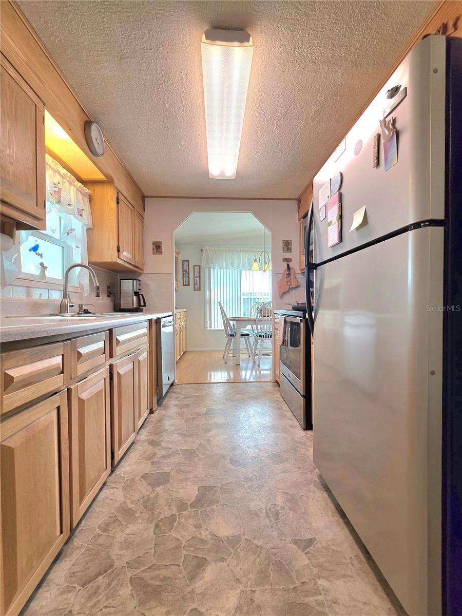 Image 13 of 66 For 36847 Jodi Avenue