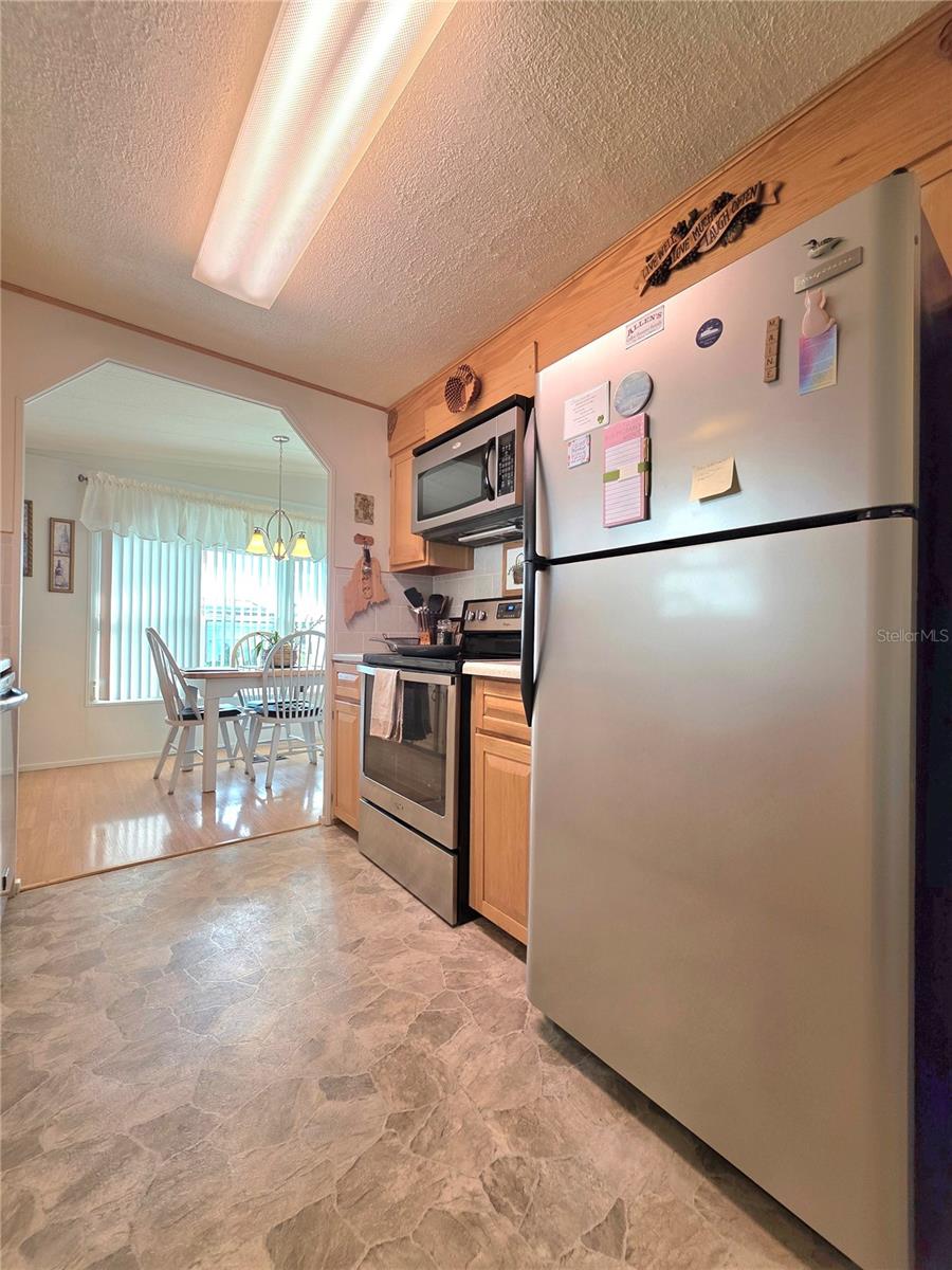 Image 15 of 66 For 36847 Jodi Avenue