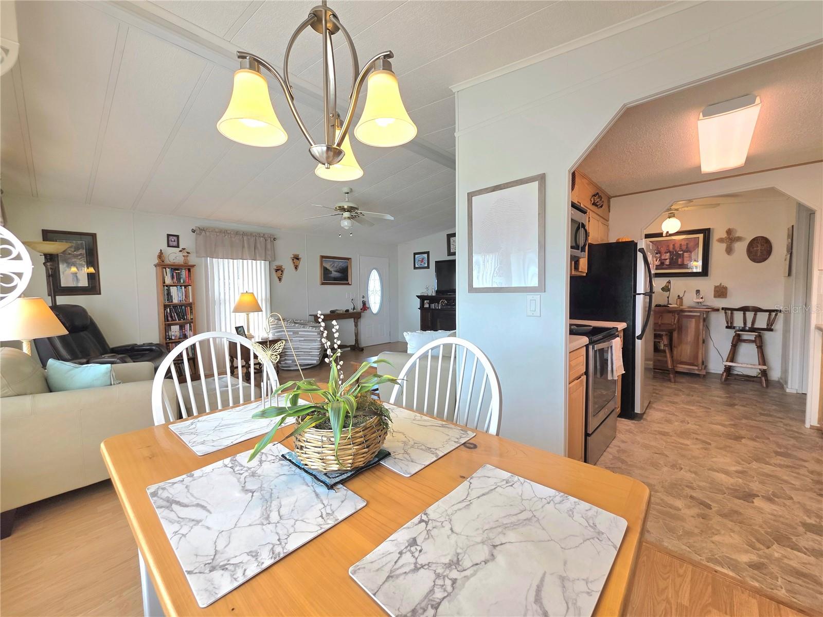 Image 18 of 66 For 36847 Jodi Avenue