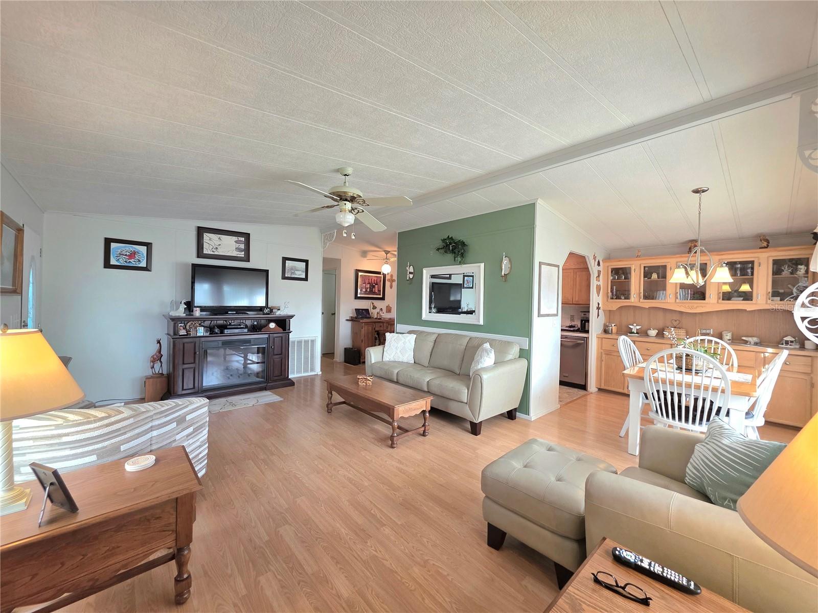 Image 20 of 66 For 36847 Jodi Avenue