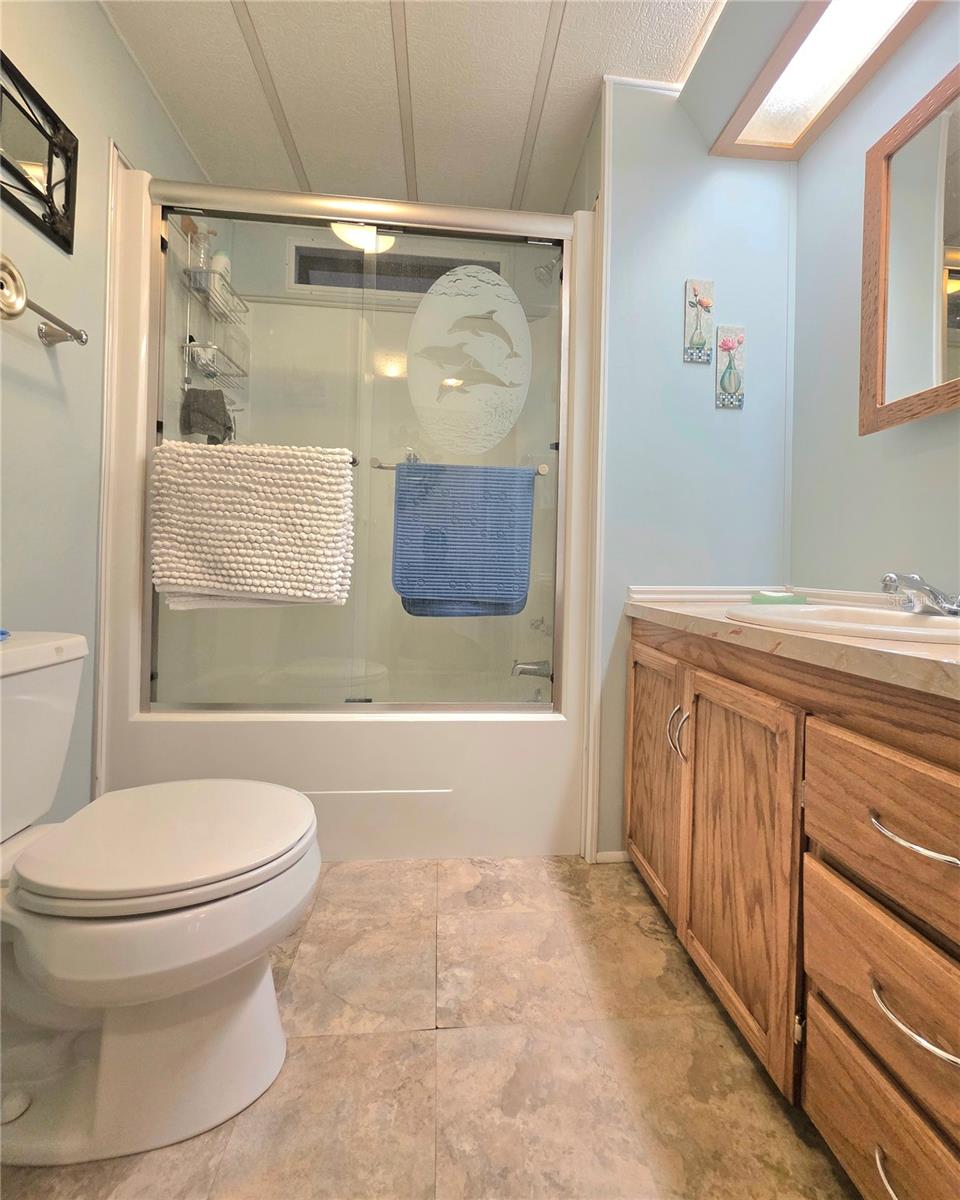 Image 28 of 66 For 36847 Jodi Avenue