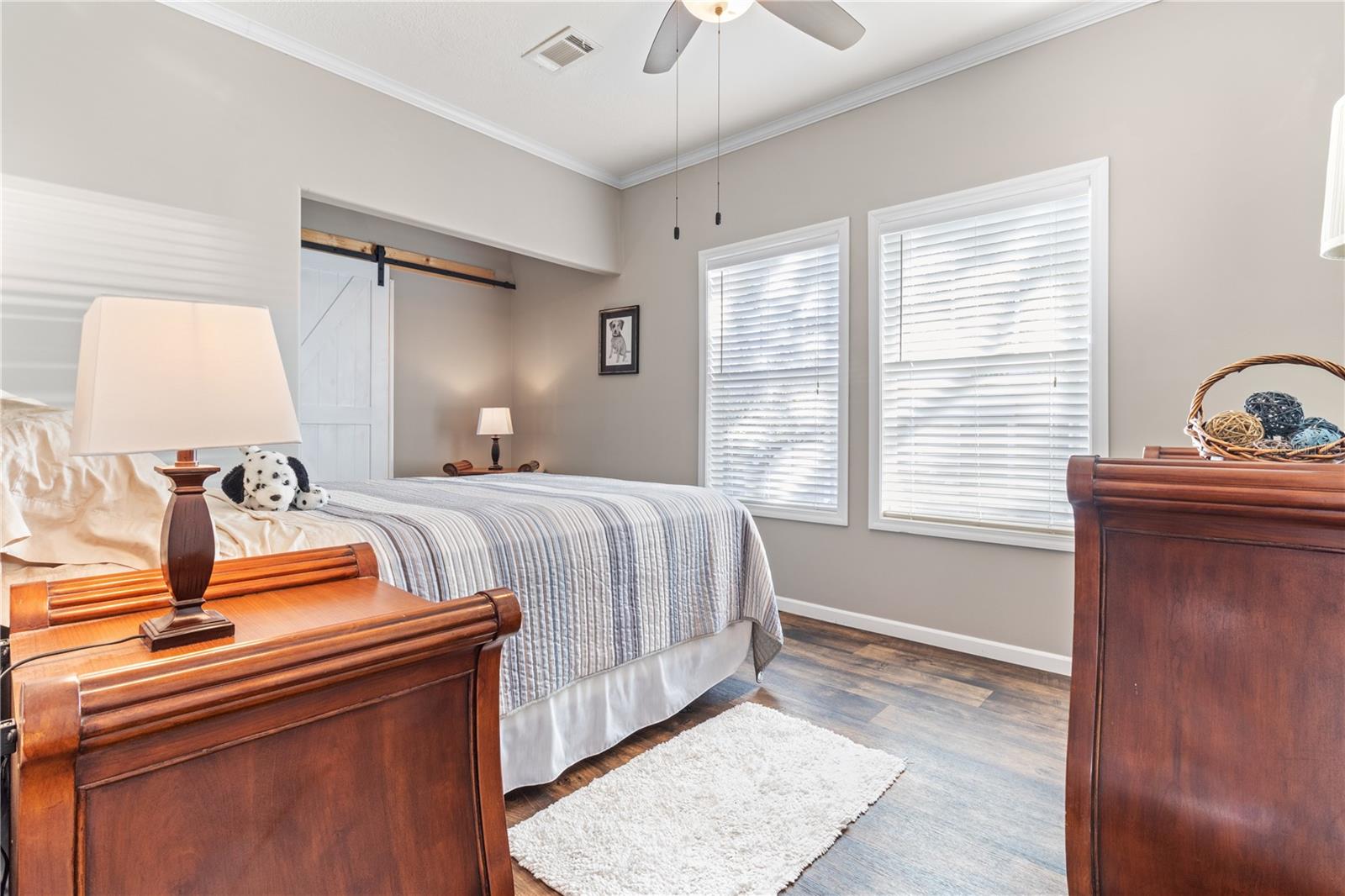 Image 23 of 37 For 9414 Scepter Avenue