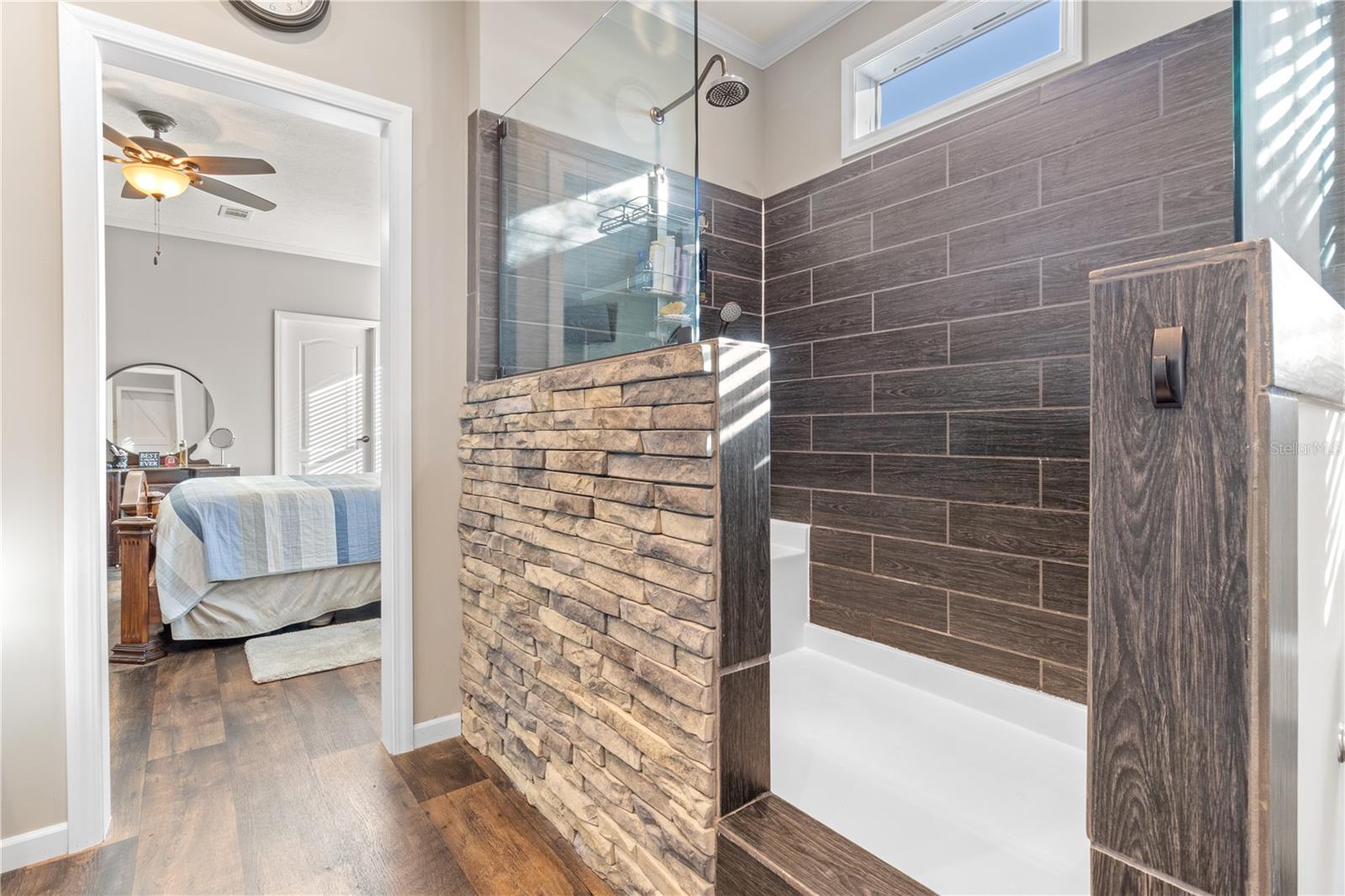 Image 25 of 37 For 9414 Scepter Avenue