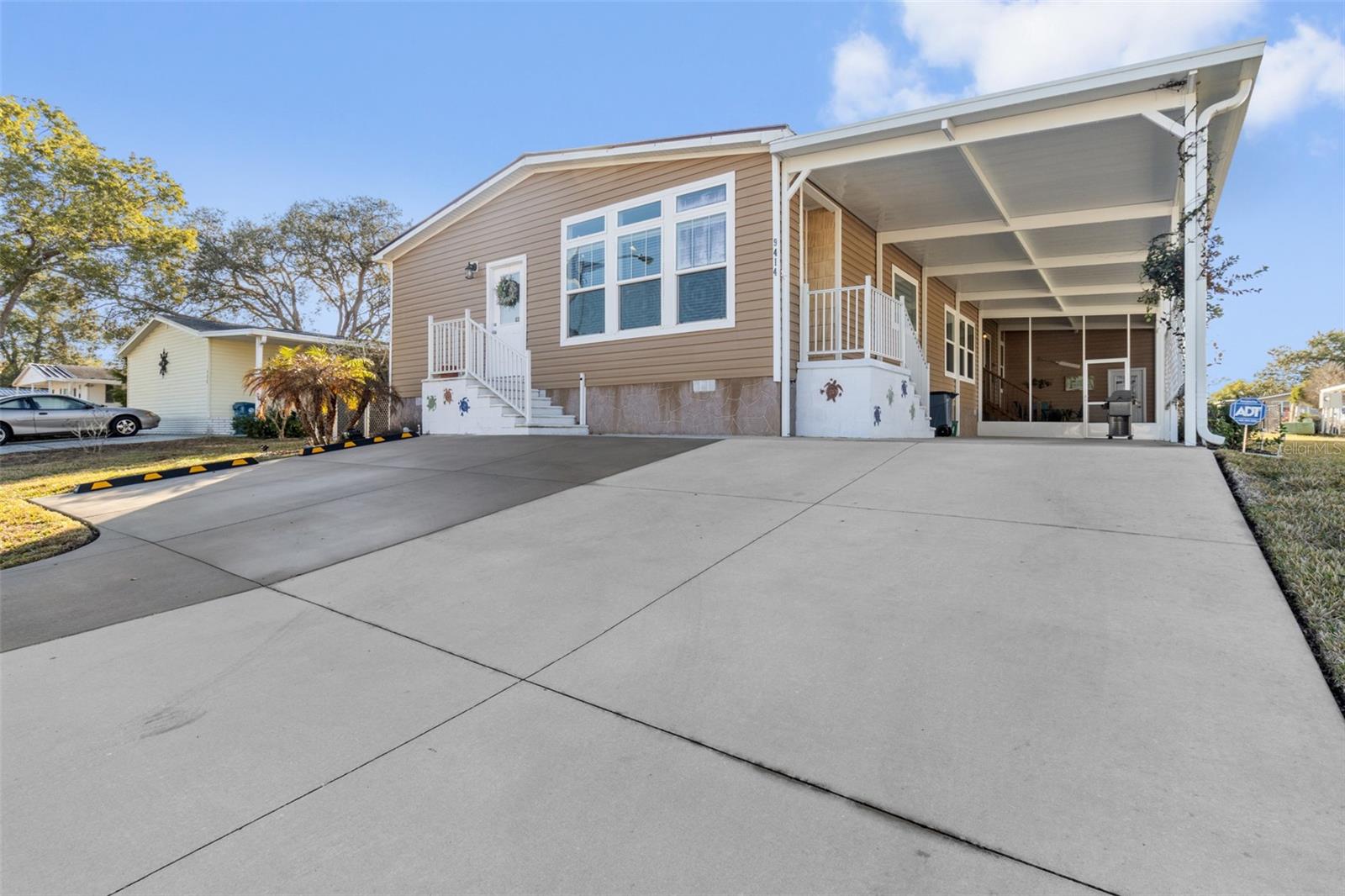 Image 4 of 37 For 9414 Scepter Avenue