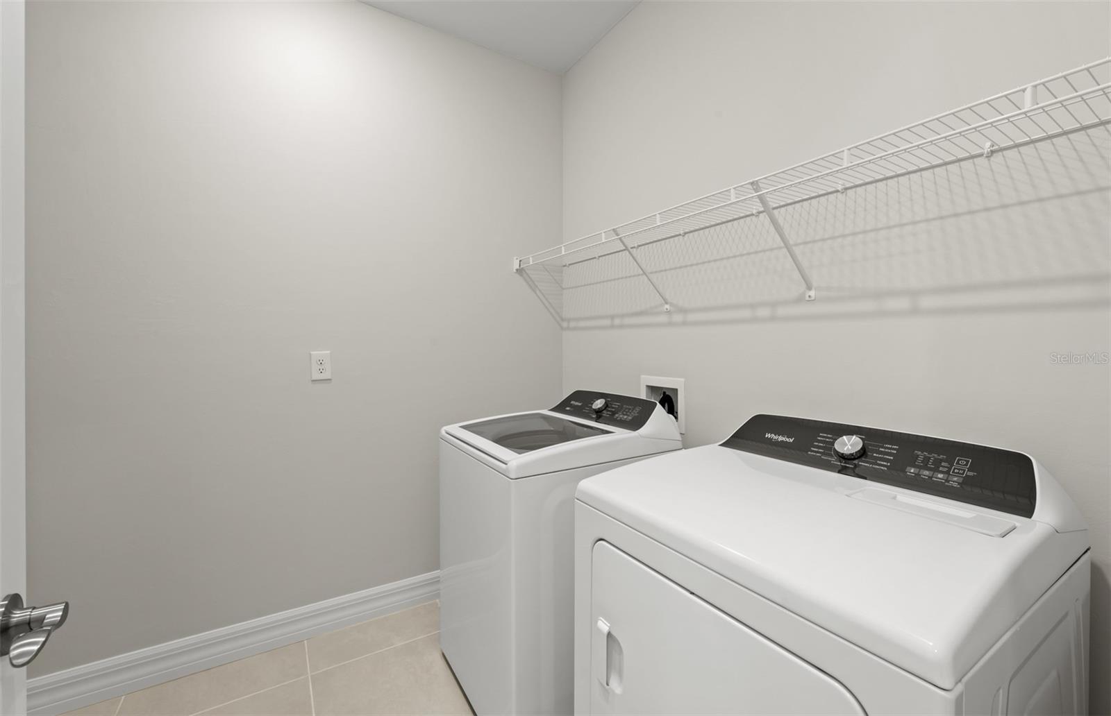 Image 18 of 22 For 2534 Charter Oak Drive