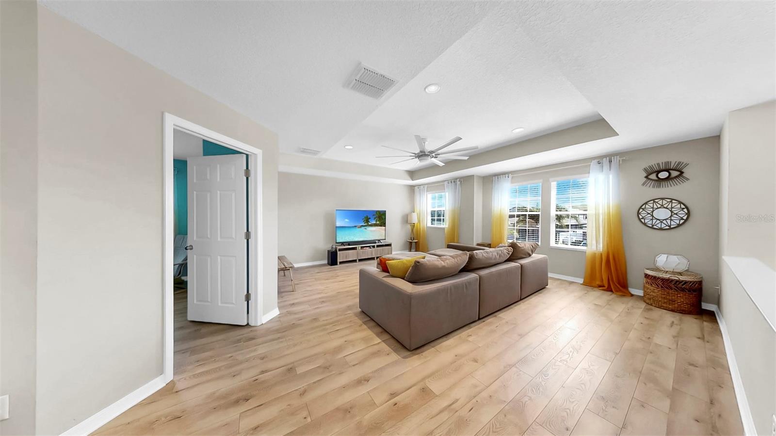 Image 32 of 62 For 11416 Carlton Fields Drive