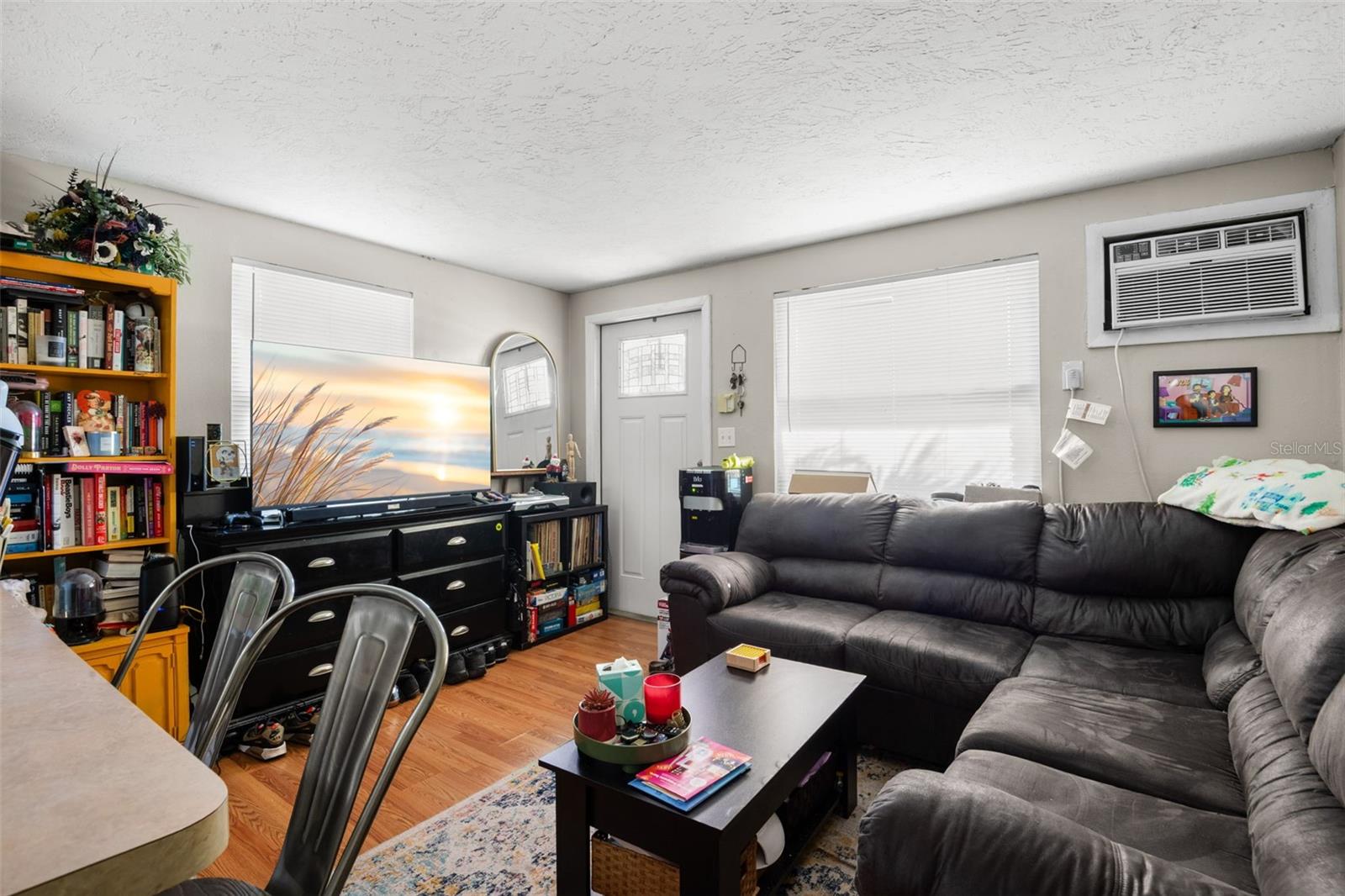 Image 10 of 26 For 209 12th Avenue N