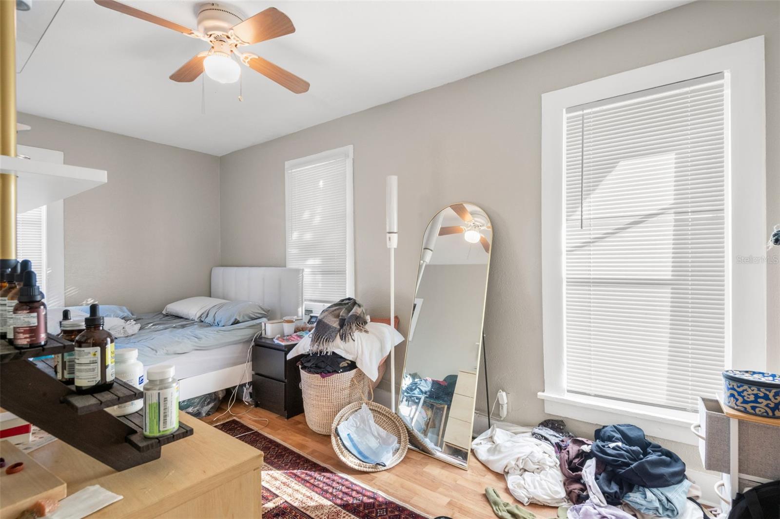 Image 19 of 26 For 209 12th Avenue N