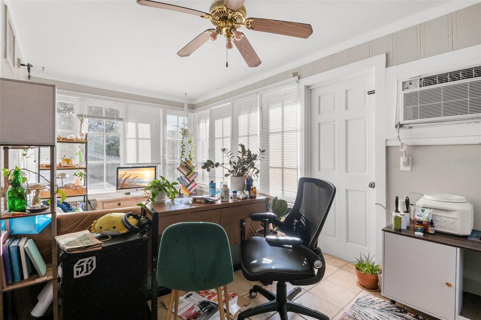 Image 22 of 26 For 209 12th Avenue N