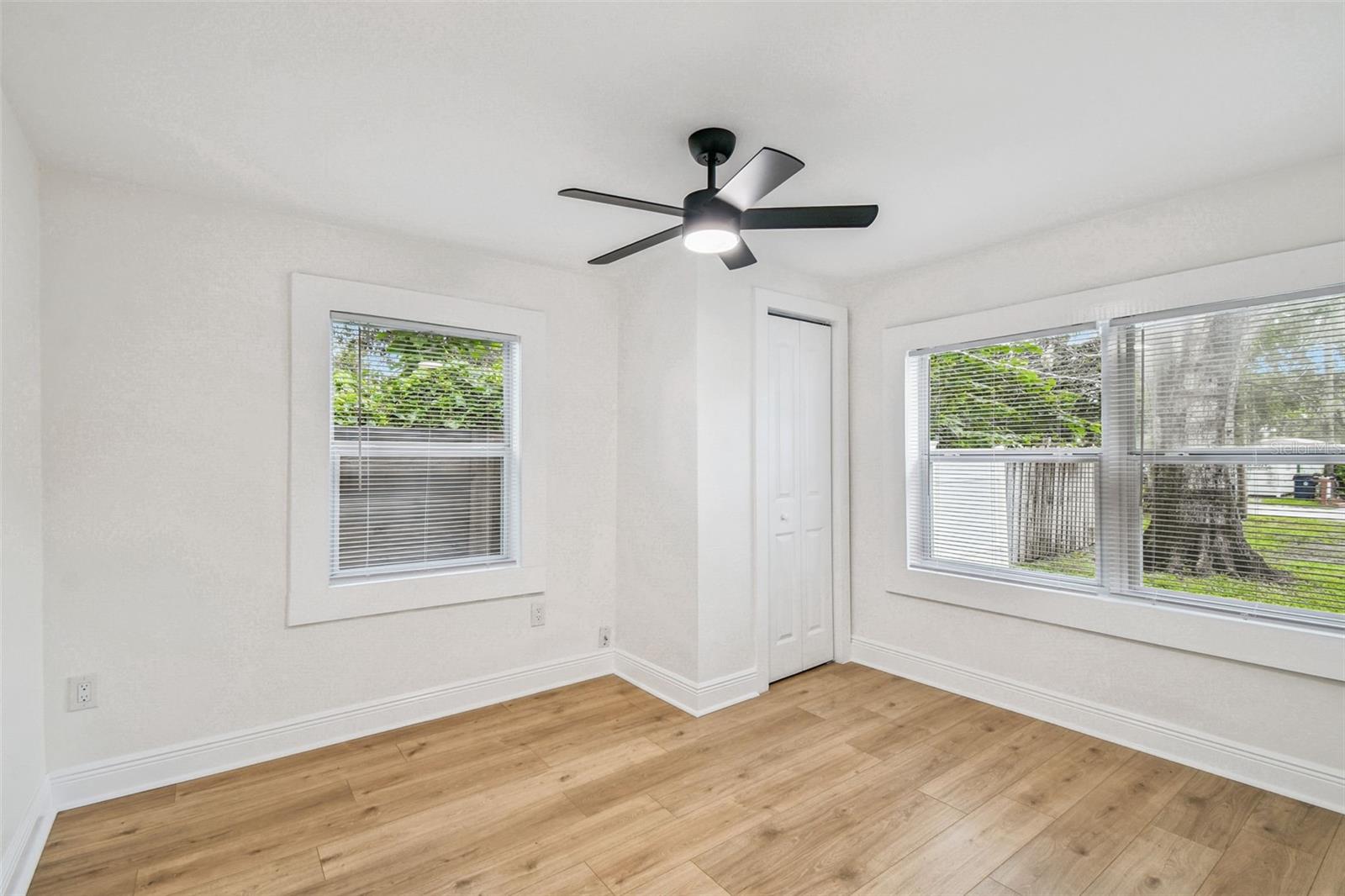 Image 11 of 23 For 2302 Idlewild Avenue