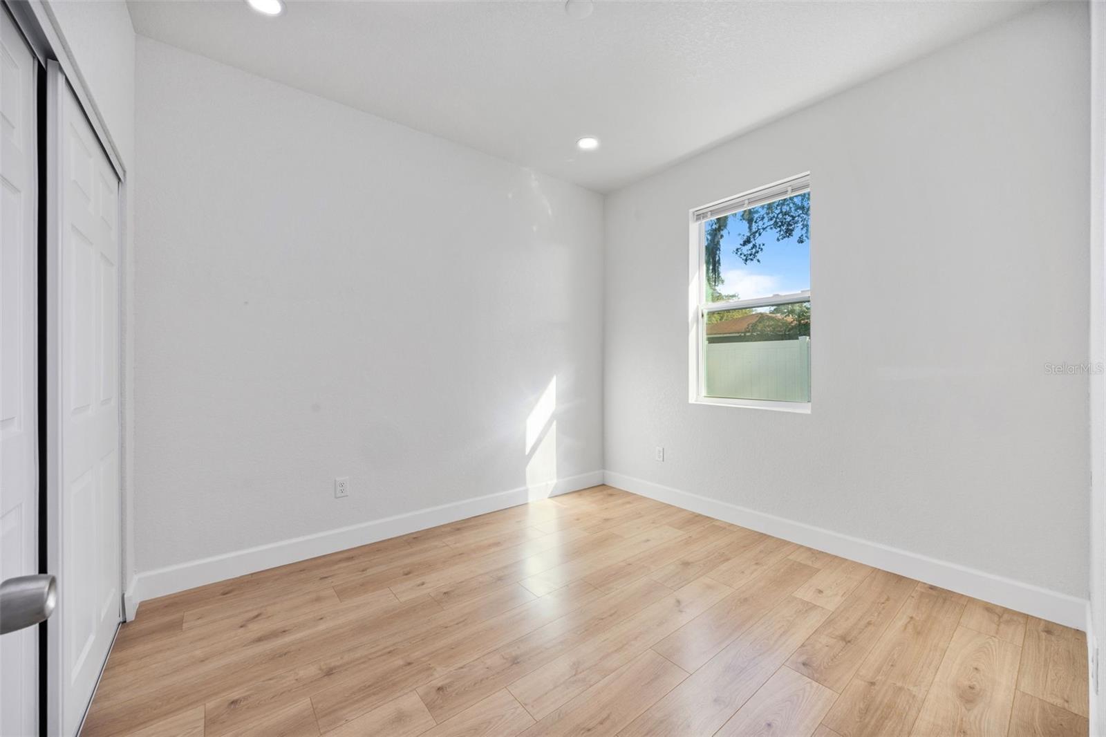 Image 17 of 46 For 8215 18th Street