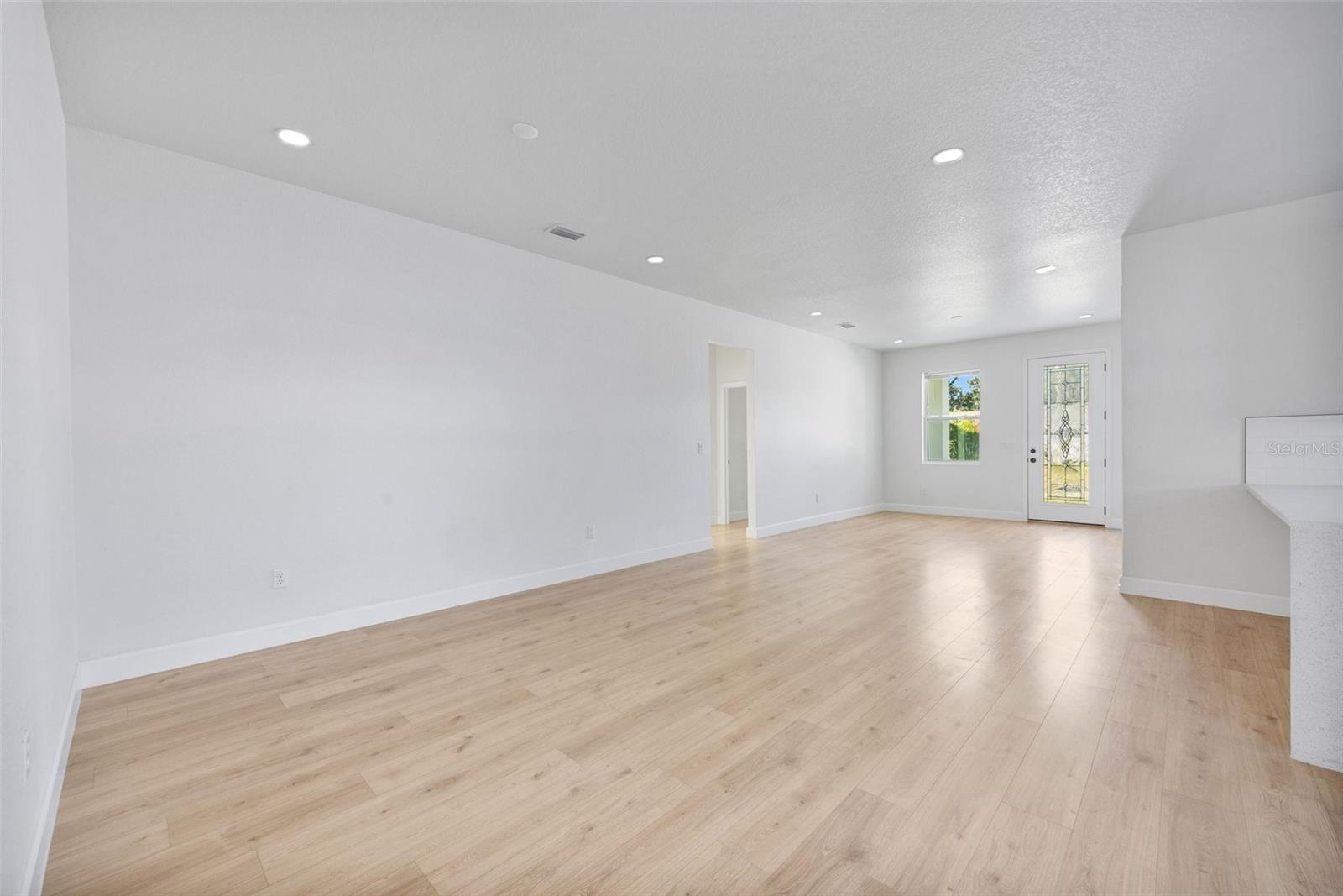 Image 7 of 46 For 8215 18th Street