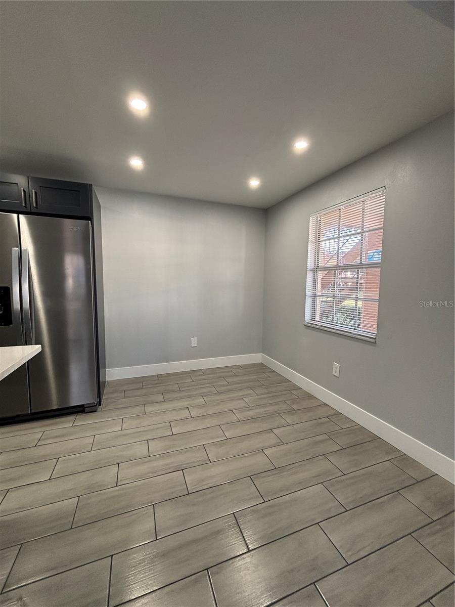 Image 10 of 20 For 4702 Michael Court 137