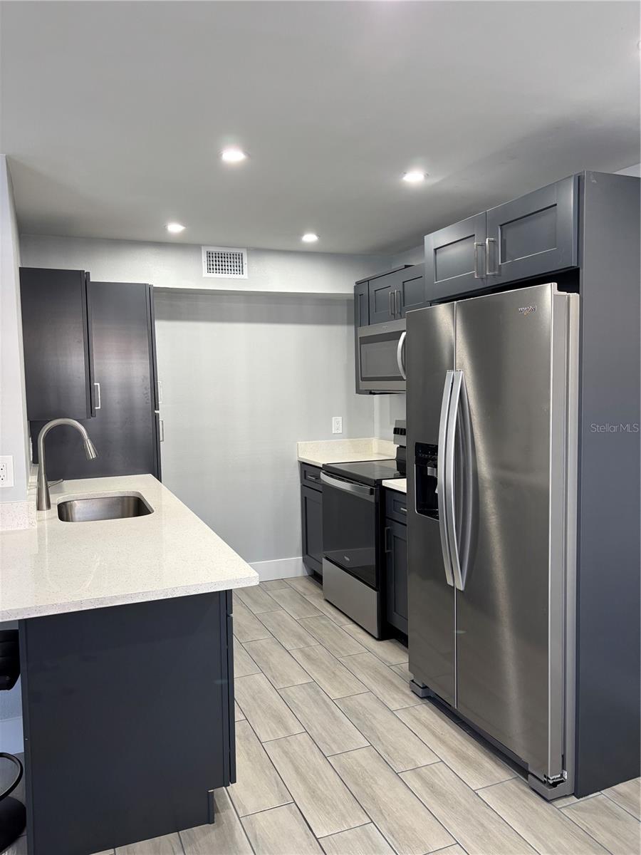 Image 3 of 20 For 4702 Michael Court 137