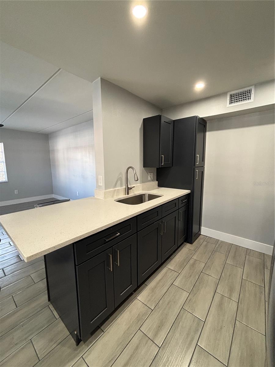 Image 5 of 20 For 4702 Michael Court 137