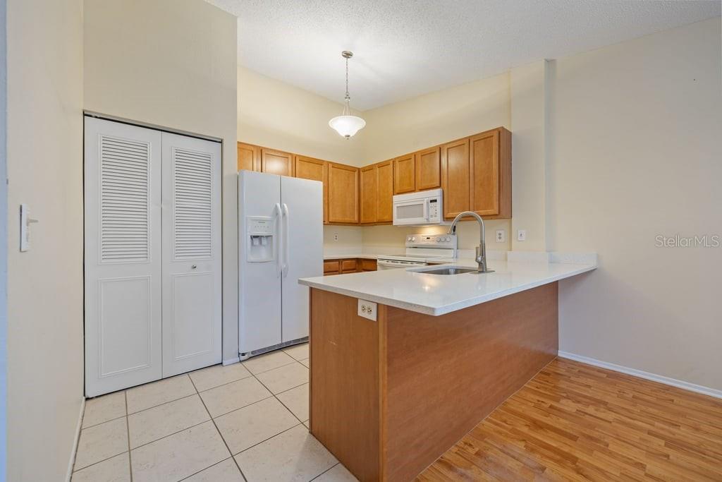 Image 9 of 24 For 4071 Shoreside Circle