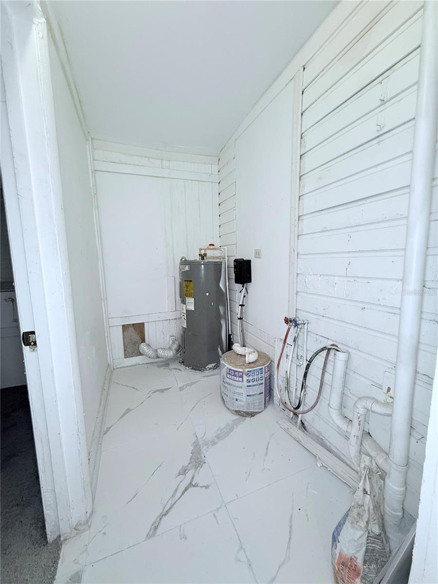 Image 14 of 15 For 405 Dr. Martin Luther King Jr. Boulevard