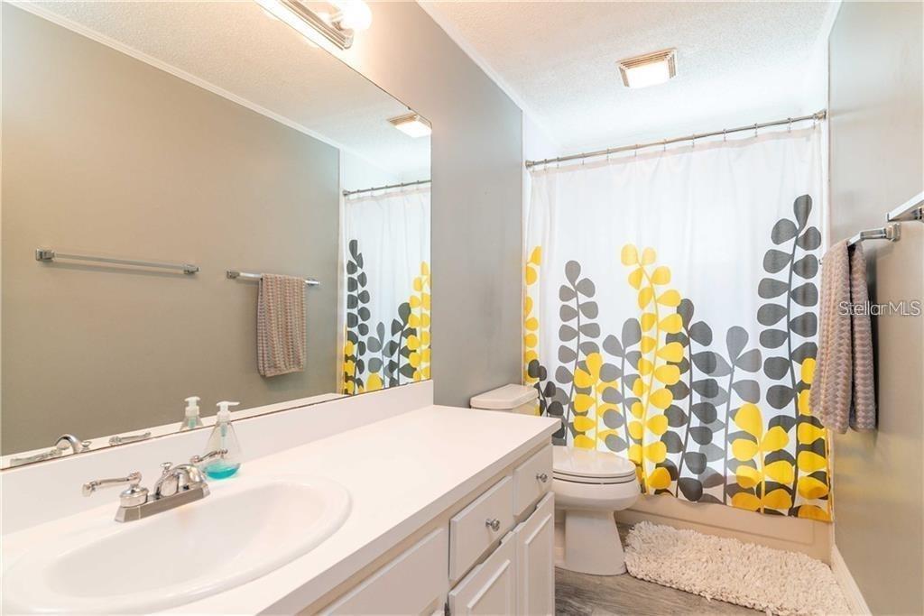 Image 28 of 33 For 1907 Coral Tree Court