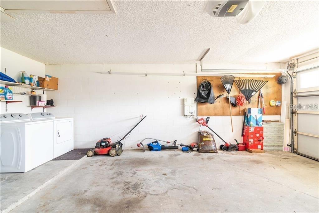 Image 30 of 33 For 1907 Coral Tree Court